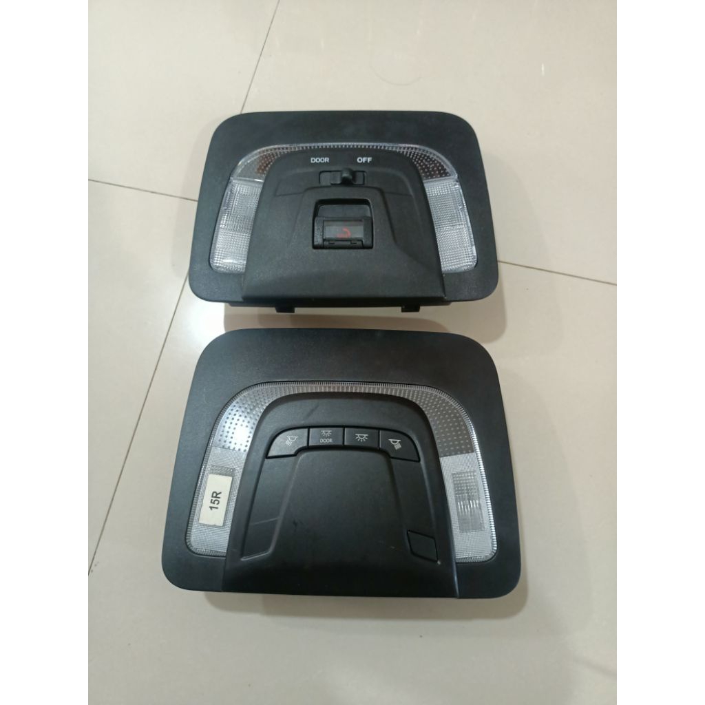 LAMPU PLAFON TOYOTA INNOVA ZENIX TYPE V G ORIGINAL 