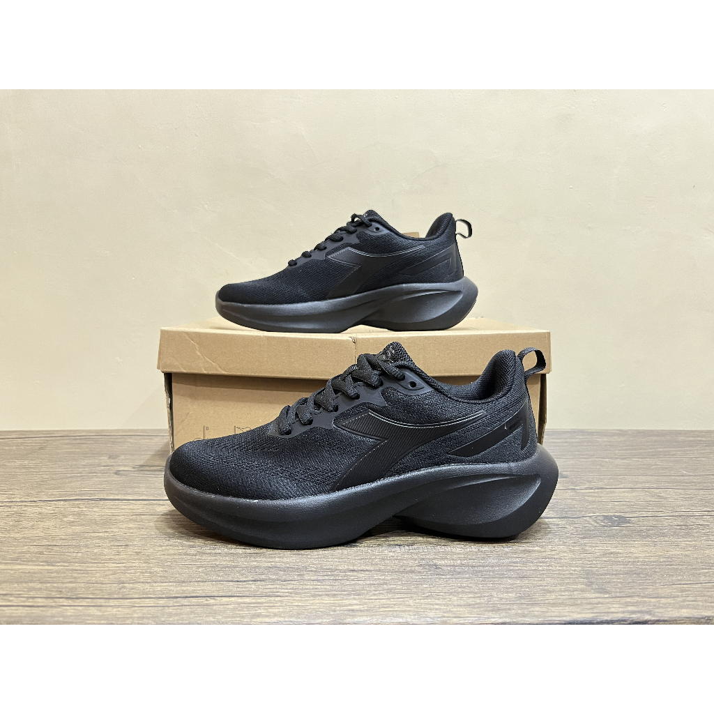 Sepatu Casual Sekolah Diadora Norflock Full Black Hitam Original