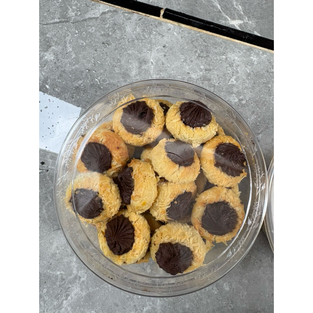 THUMBPRINT COOKIES