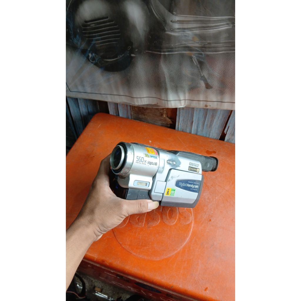 Handycam sony 155rb jadul antik vintage lawas kuno display anggap mati