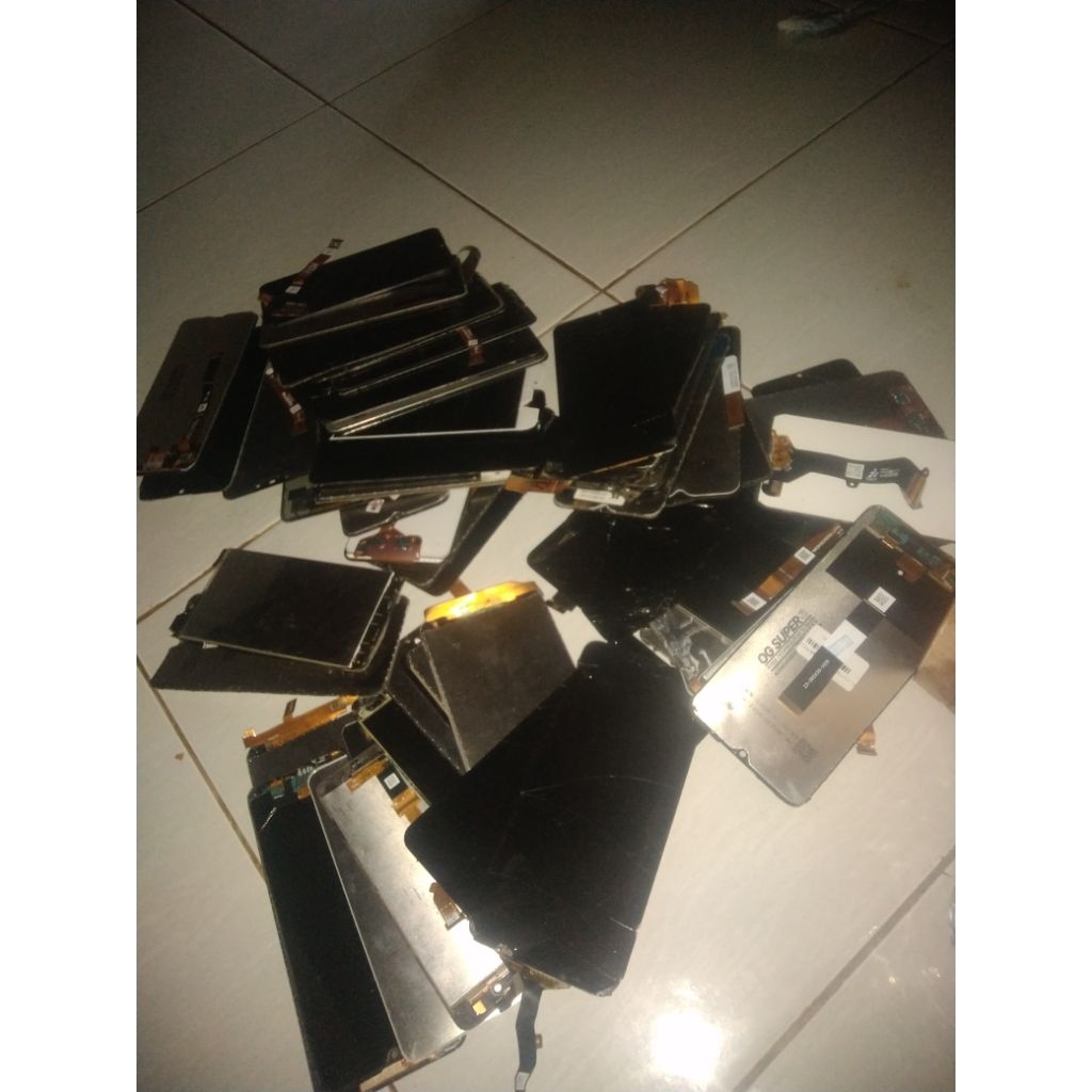 lcd rusak harga perkilo