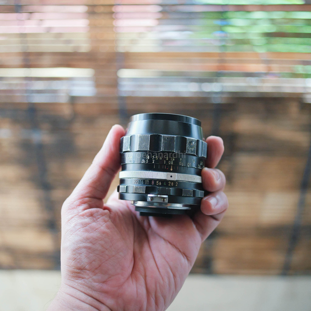 Lensa Nikkor 28mm f/2