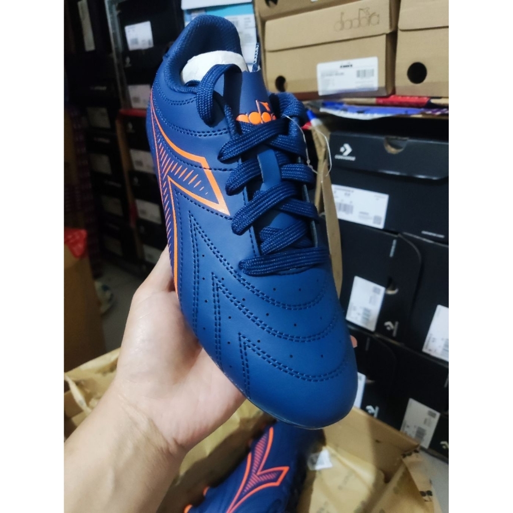 Patrabu Sepatu bola diadora original