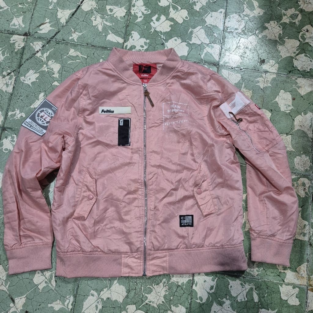 Feltics Bomber Jacket Wanita(L)