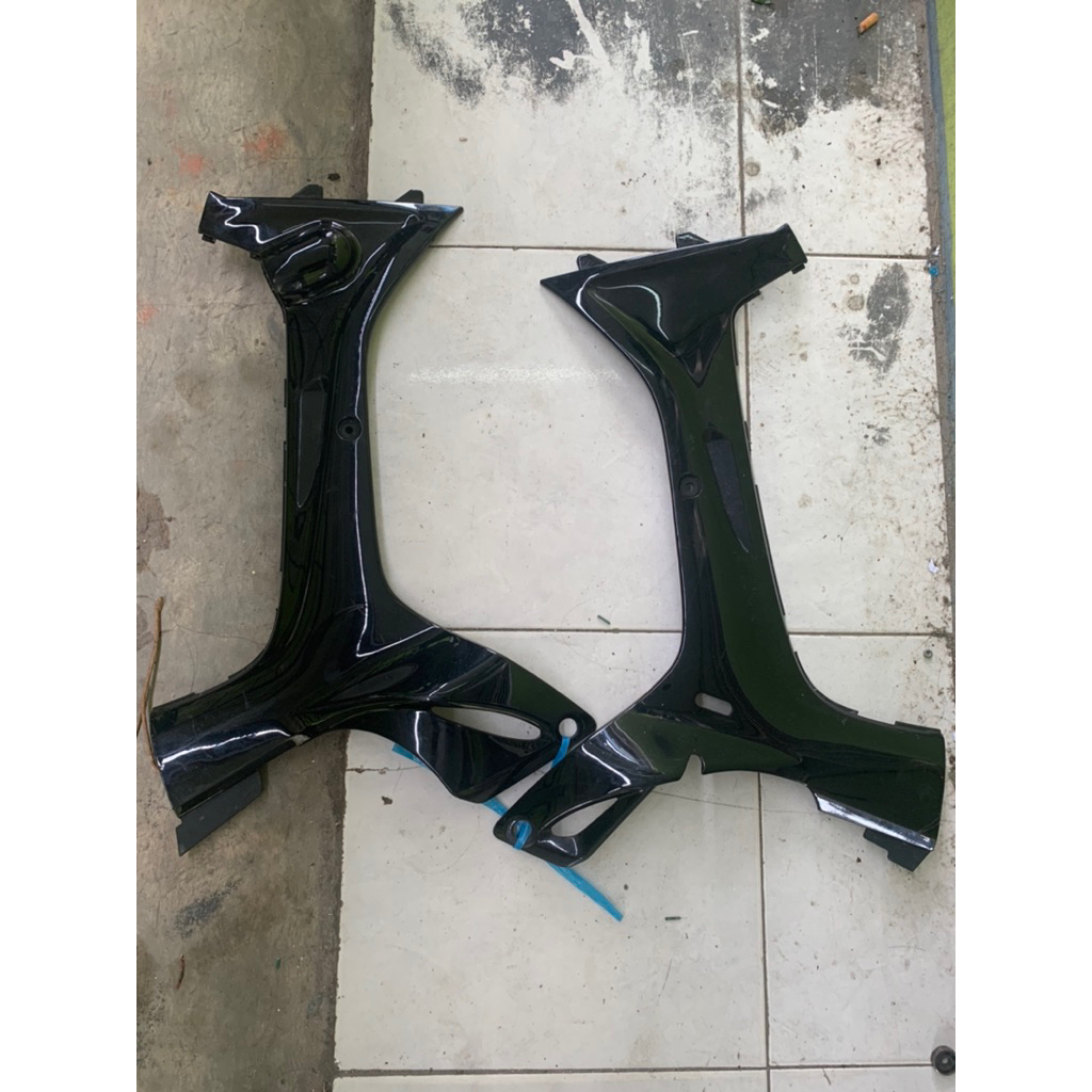 Body Sayap dalam fizr f1zr original 4US