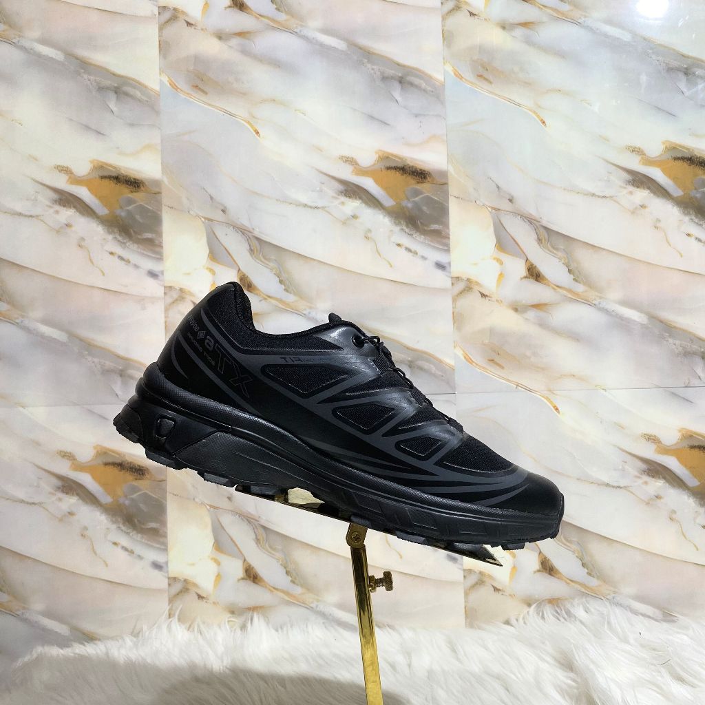 SSM1 Sepatu Pria Sport Full Black