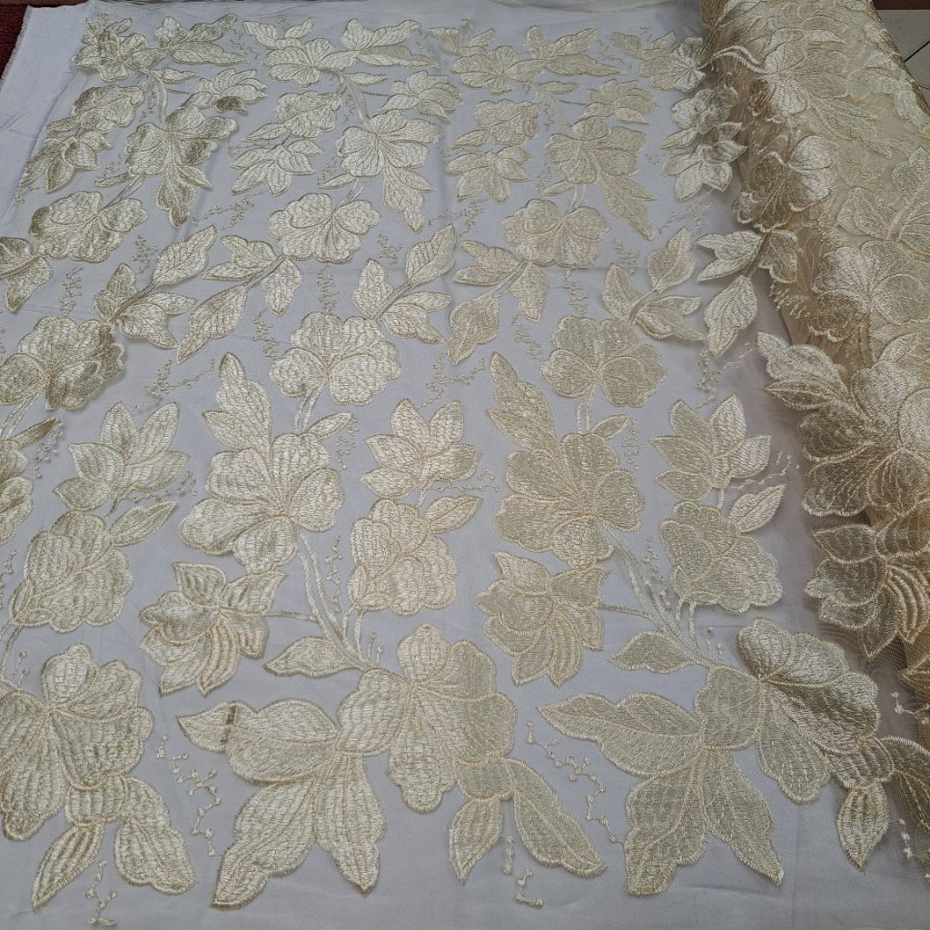 tile bordir motif daun-daun premium