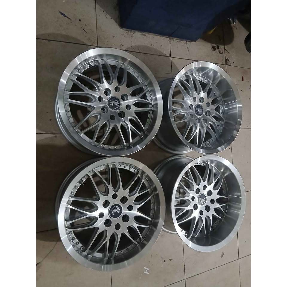 Pelek Velg Mobil Bekas Celong Ring 15 Lubang 4 LEON HARDIRITH R15 X7-8,5 8X100-114 ET38-35