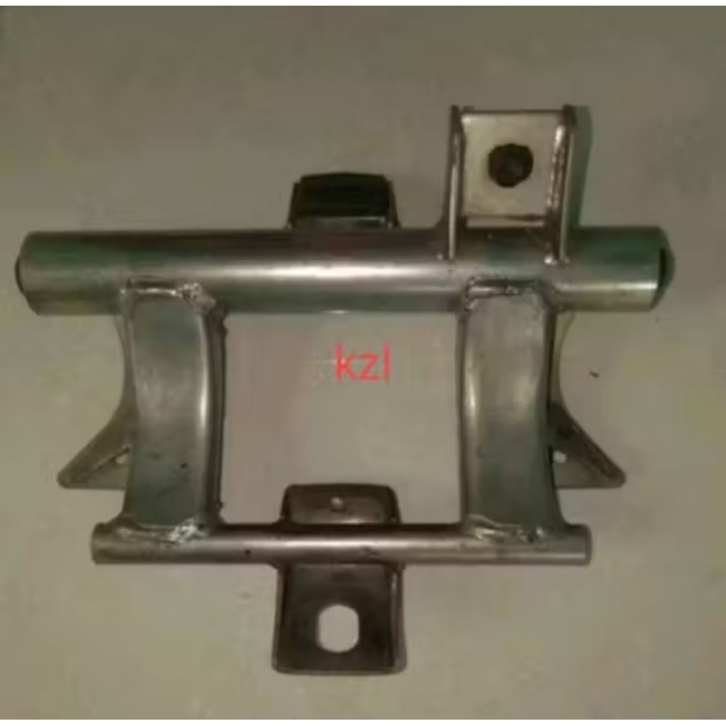 Lengan Ayunan Mounting Dudukan Mesin Honda Beat Fi 2012 - 2014 Original Copotan