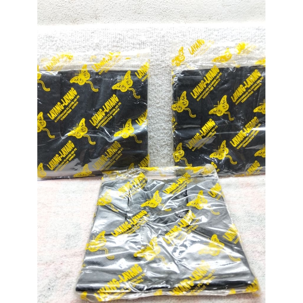 PLASTIK KANTONG HITAM LAYANG LAYANG/UK 17 (1BKS)