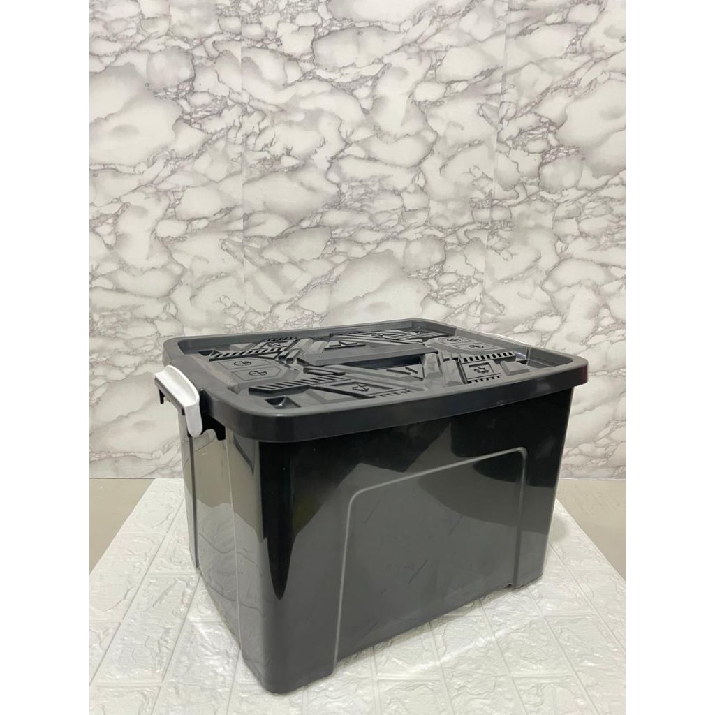 BOX CONTAINER HITAM 50 LITER / BOX CONTAINER 55 Tri J FULL HITAM