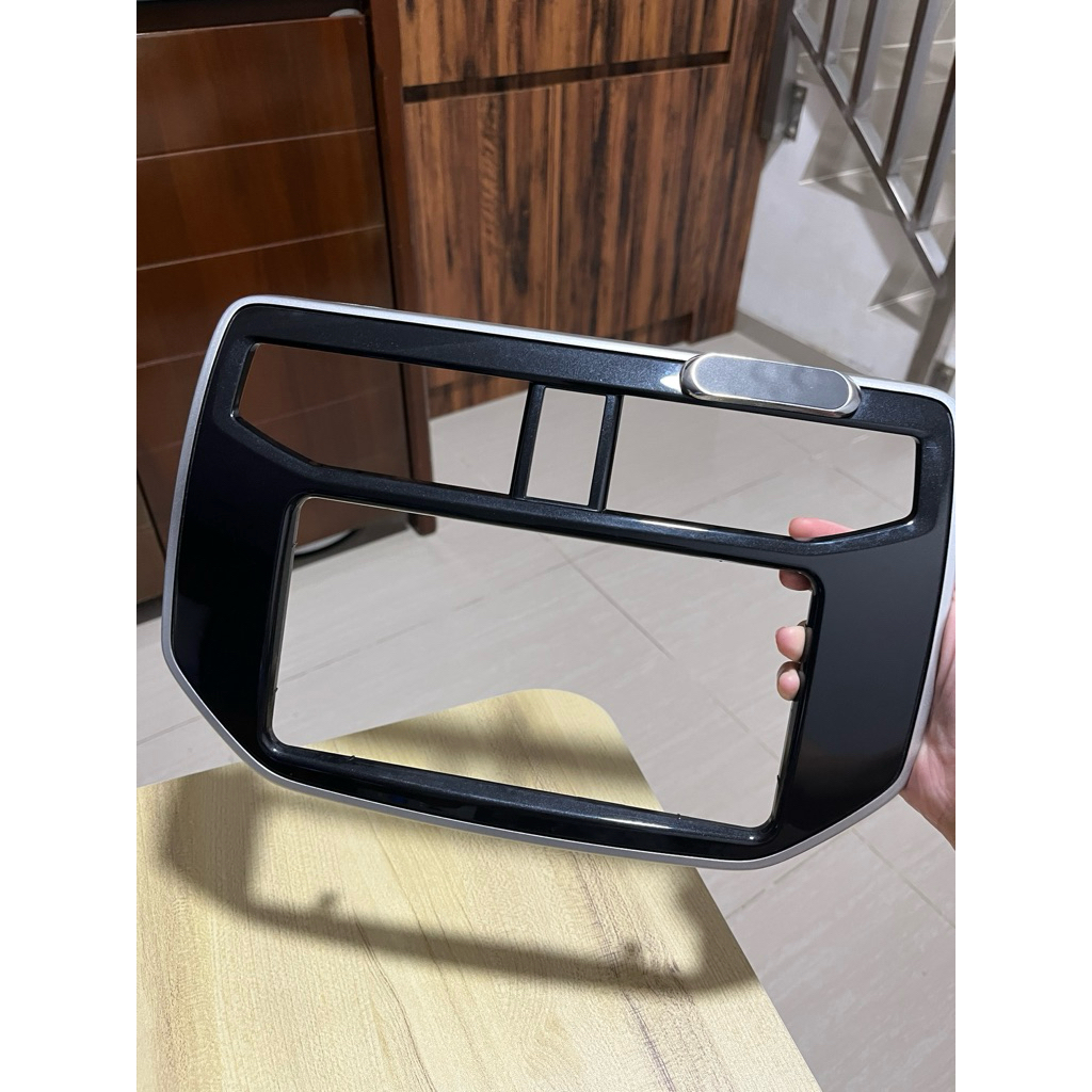 Preloved Panel Cover Head Unit Audio Rush