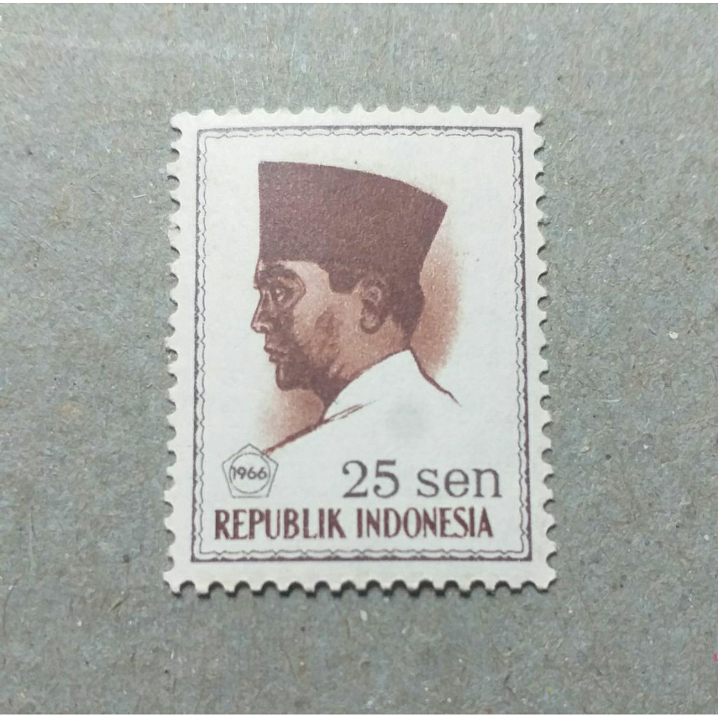 prangko sukarno 25sen