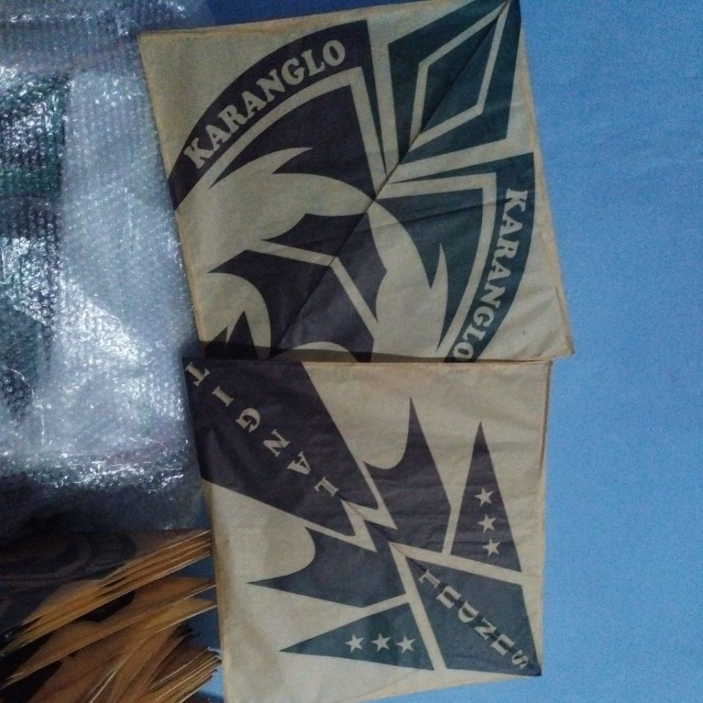 Layangan sukhoi standar kertas litho coklat