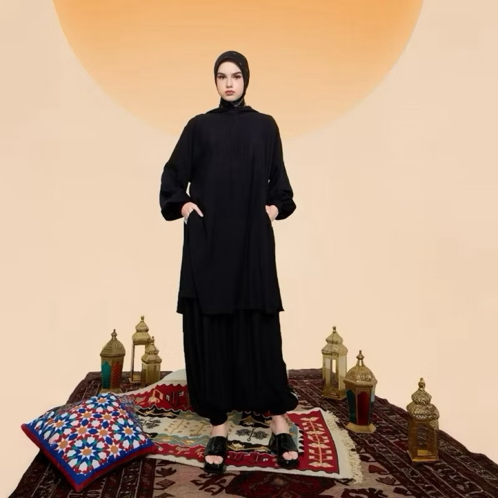 MANDJHA Elodie Long Tunik Set Black By IVAN GUNAWAN - ORIGINAL