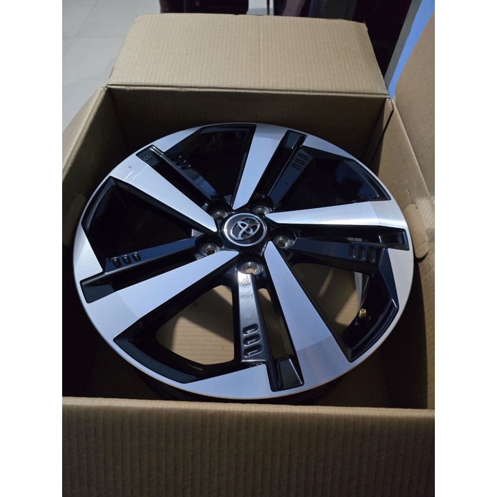 VELG RUSH GR 2025 R17
