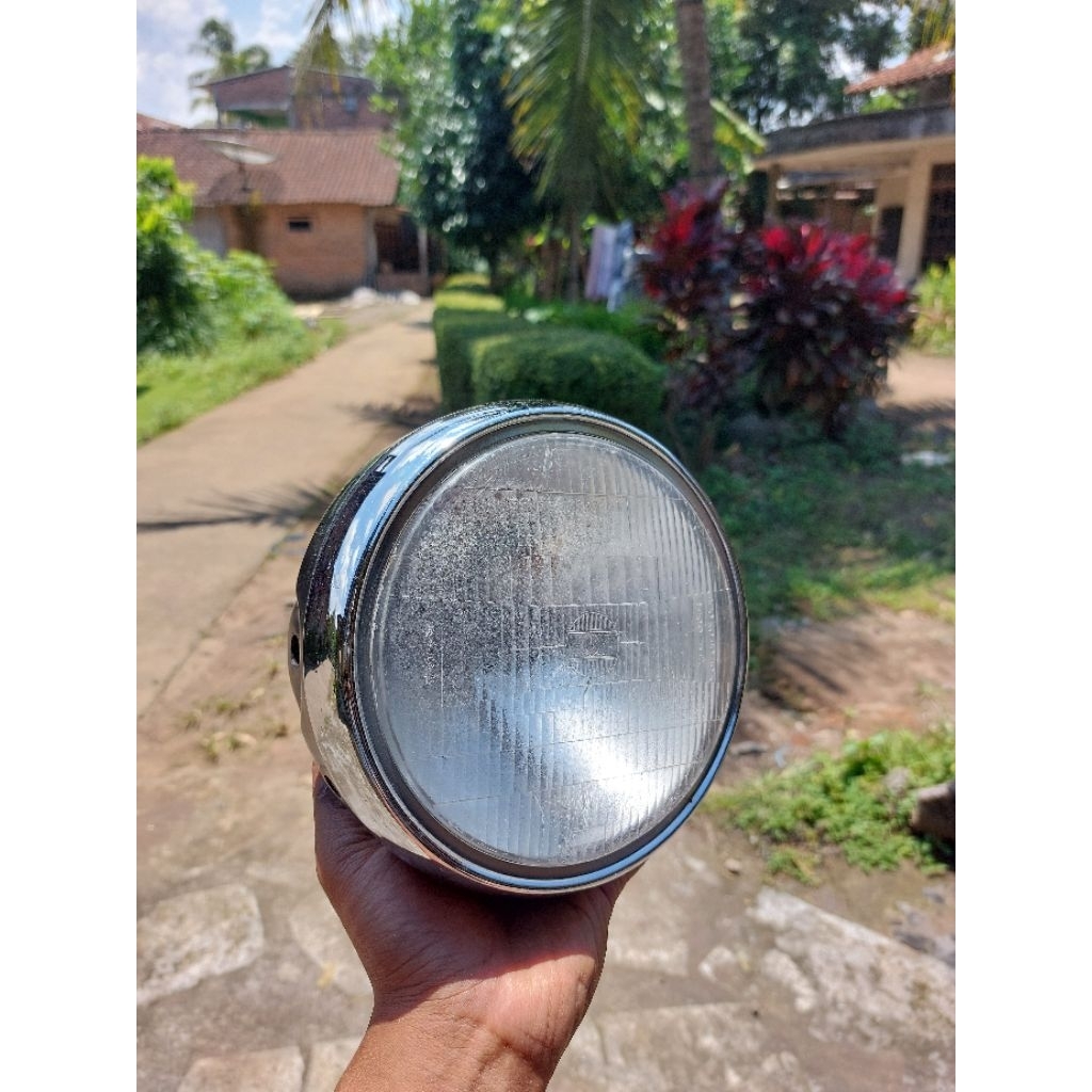 Batok Lampu Depan Thunder 125 Original