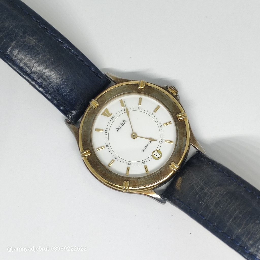Jam Alba V729-X028 Vintage Gold White Bekas