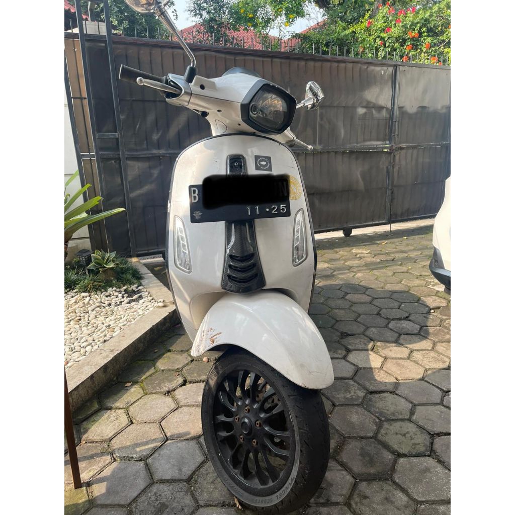 motor bekas Vespa Piaggio Sprint 150 Vie
