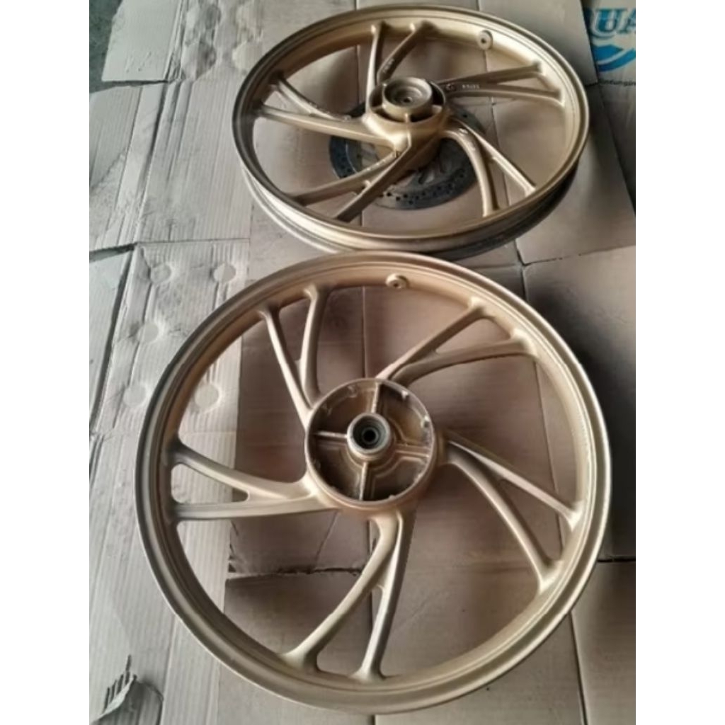 VELG RESING DEPAN BELAKANG SUZUKI AXELO ORIGINAL COPOTAN PNP SATRIA FU