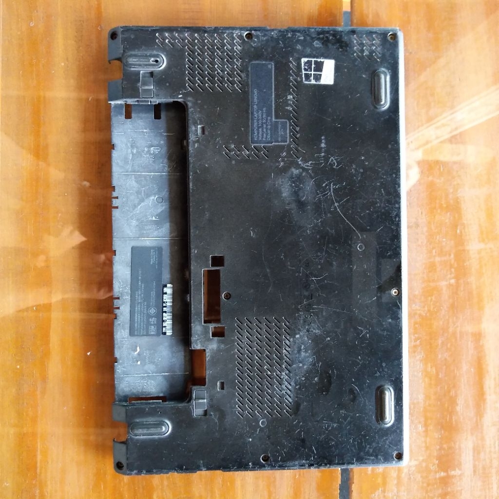 casing bawah laptop Lenovo thinkpad x250