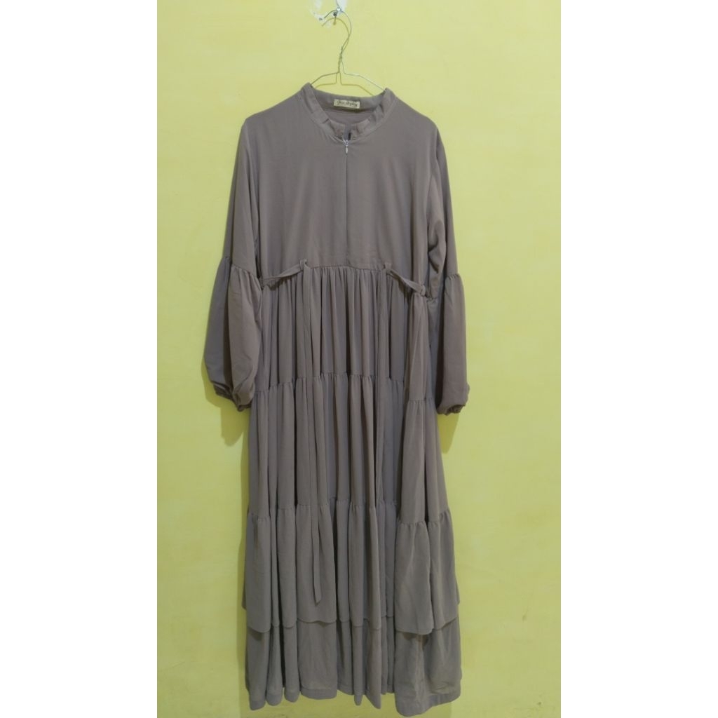 preloved haura dress by gerai aliyah size M