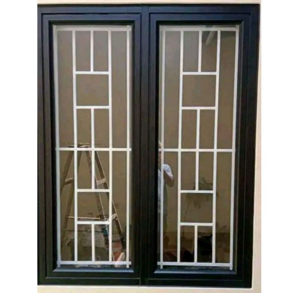 Teralis jendela minimalis besi Hollow 2x2 cm Tebal 1,2mm ukuran 60 x 290cm