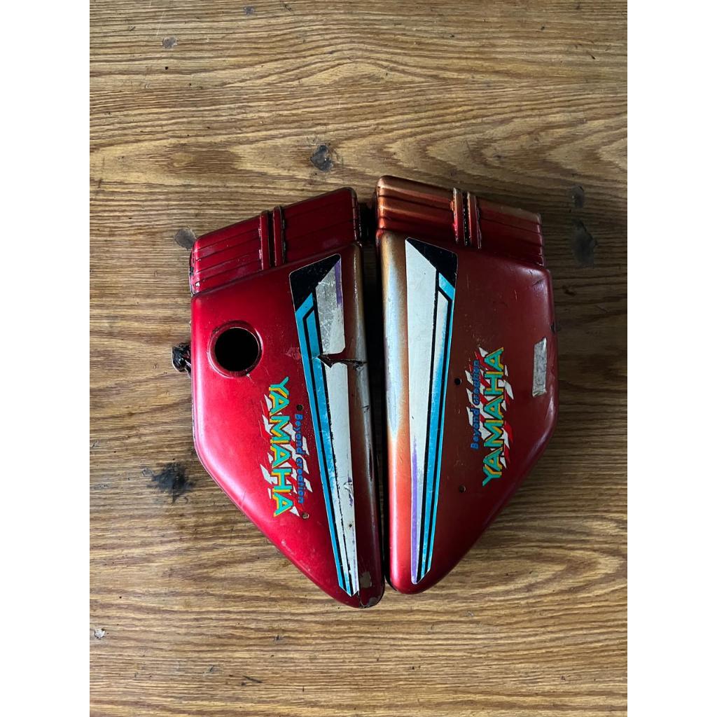 side cover body bodi tutup dop accu aki kempol tepong tempong yamaha RX100 RX 100 RX-100 original //