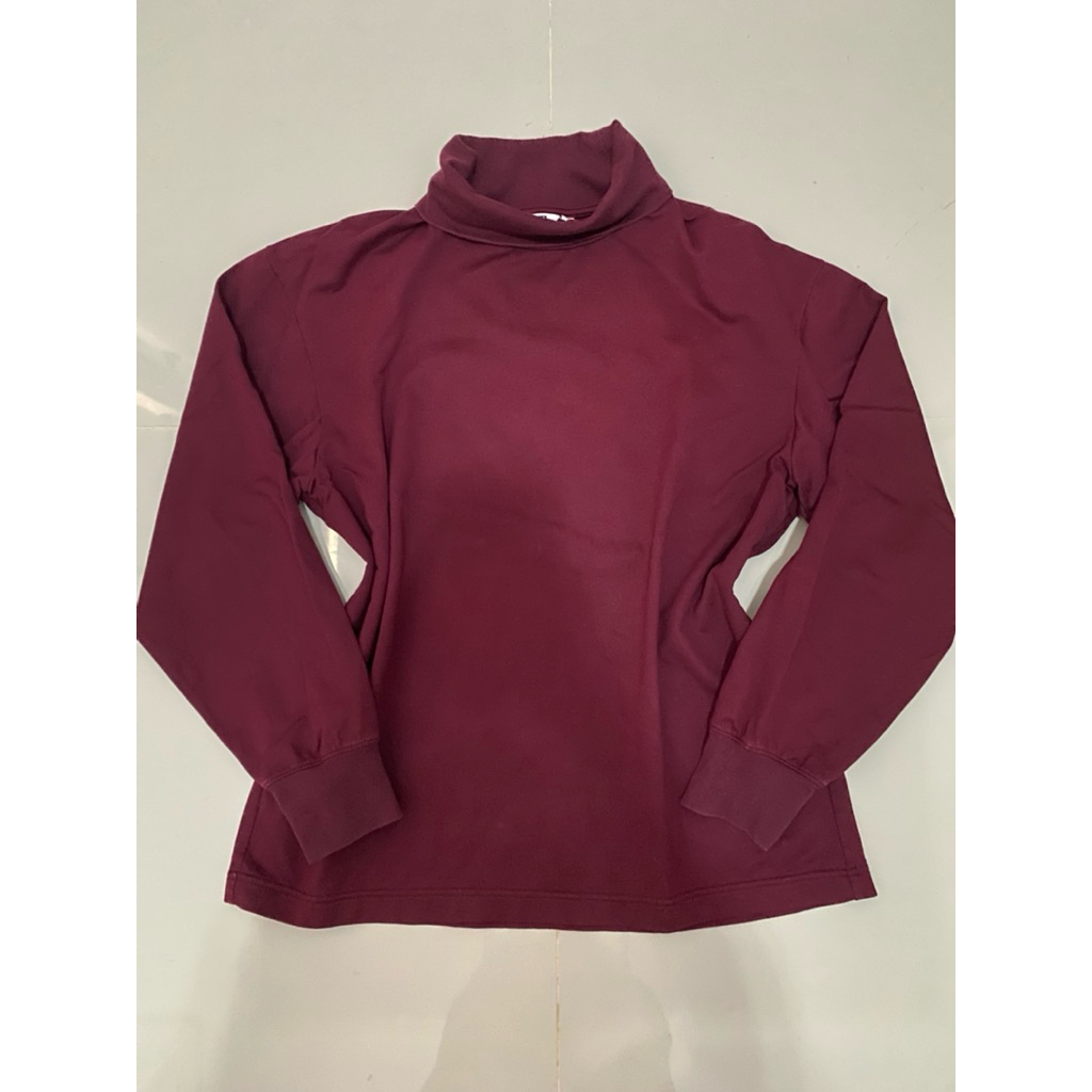 sweater maroon uniqlo