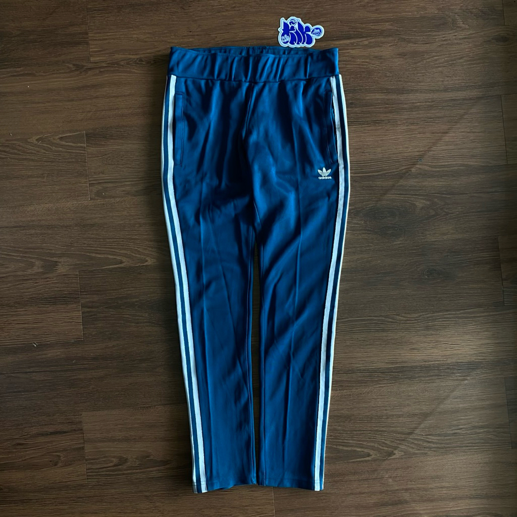 trackpants adidas europe
