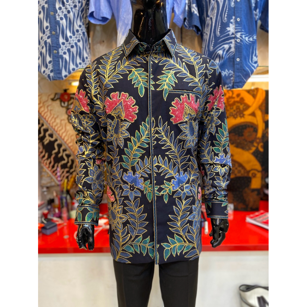 Batik Pria Tulis Prada Smok Hitam Biru Daun