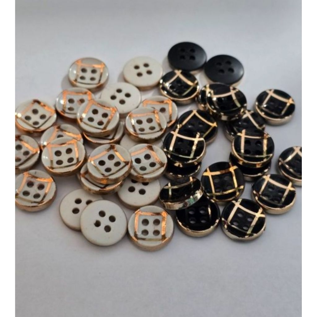 Kancing baju kondangan wanita