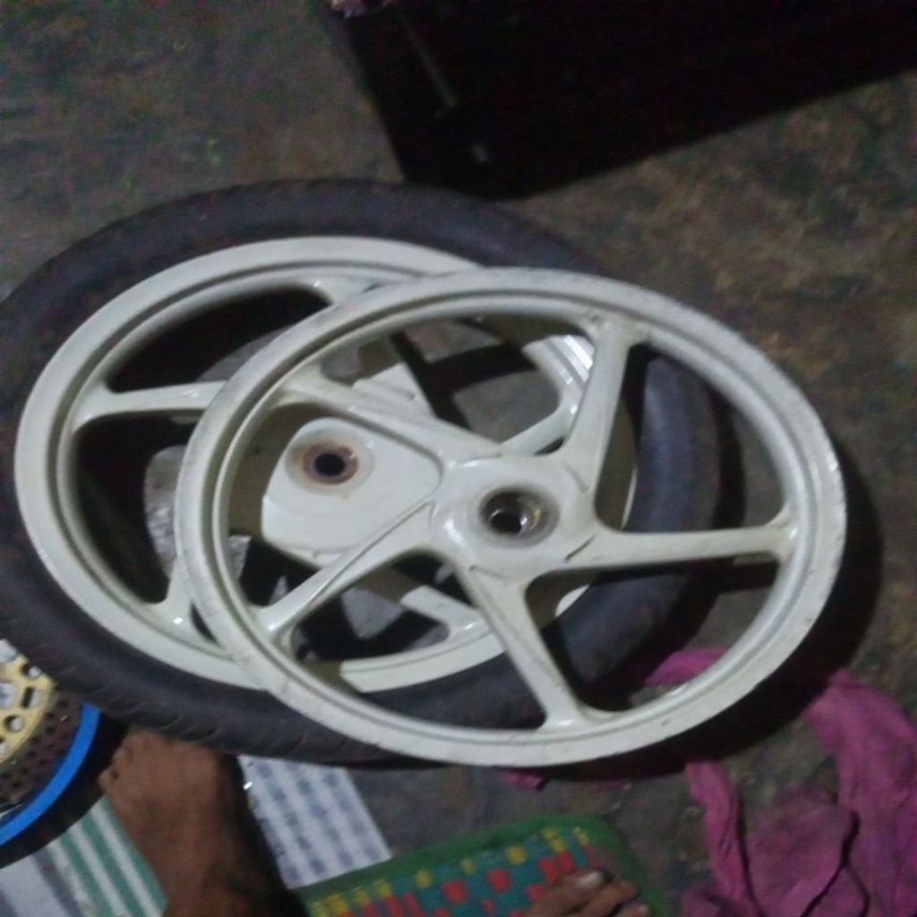 pelak ORI beat f1  sepasang mulus no minus