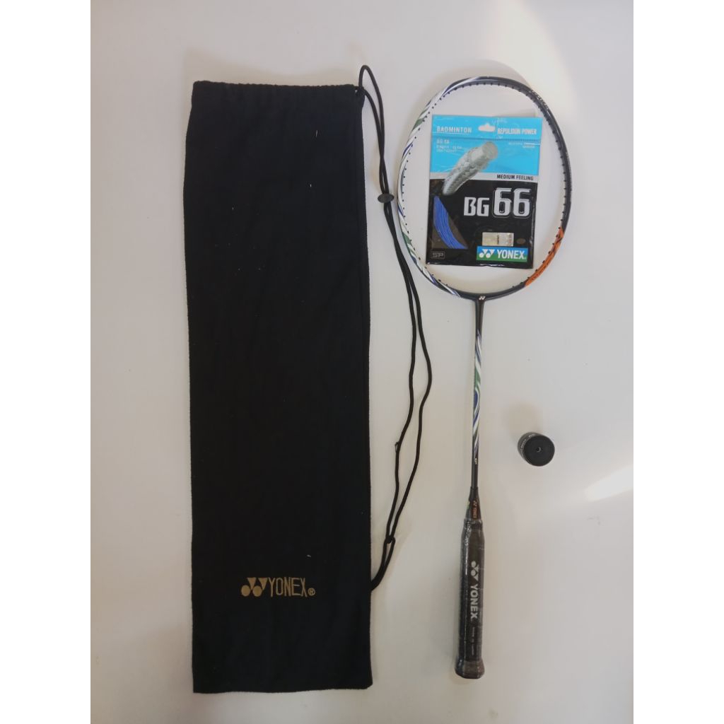 Raket Badminton Yonex Astrox 100Zz Super Premium 30 Lbs Sudah Berikut Senar Tas & Grip