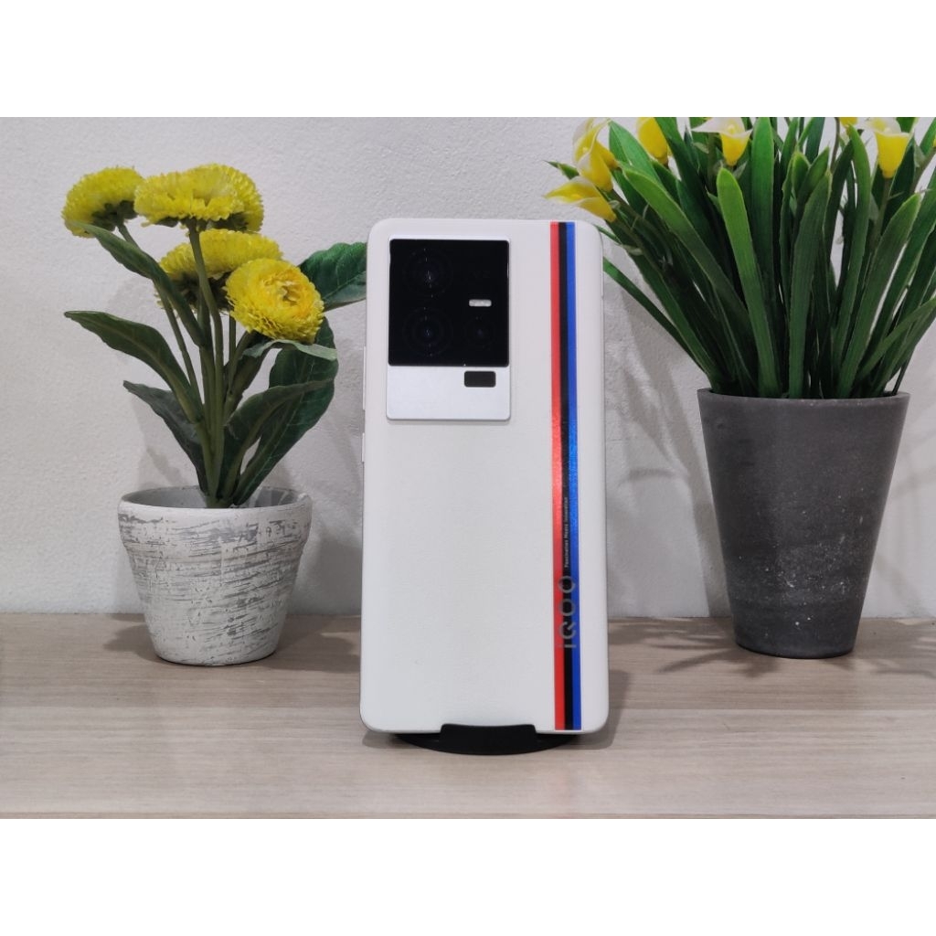 IQOO 11 5G 16GB/256GB Resmi Indonesia Unit Only