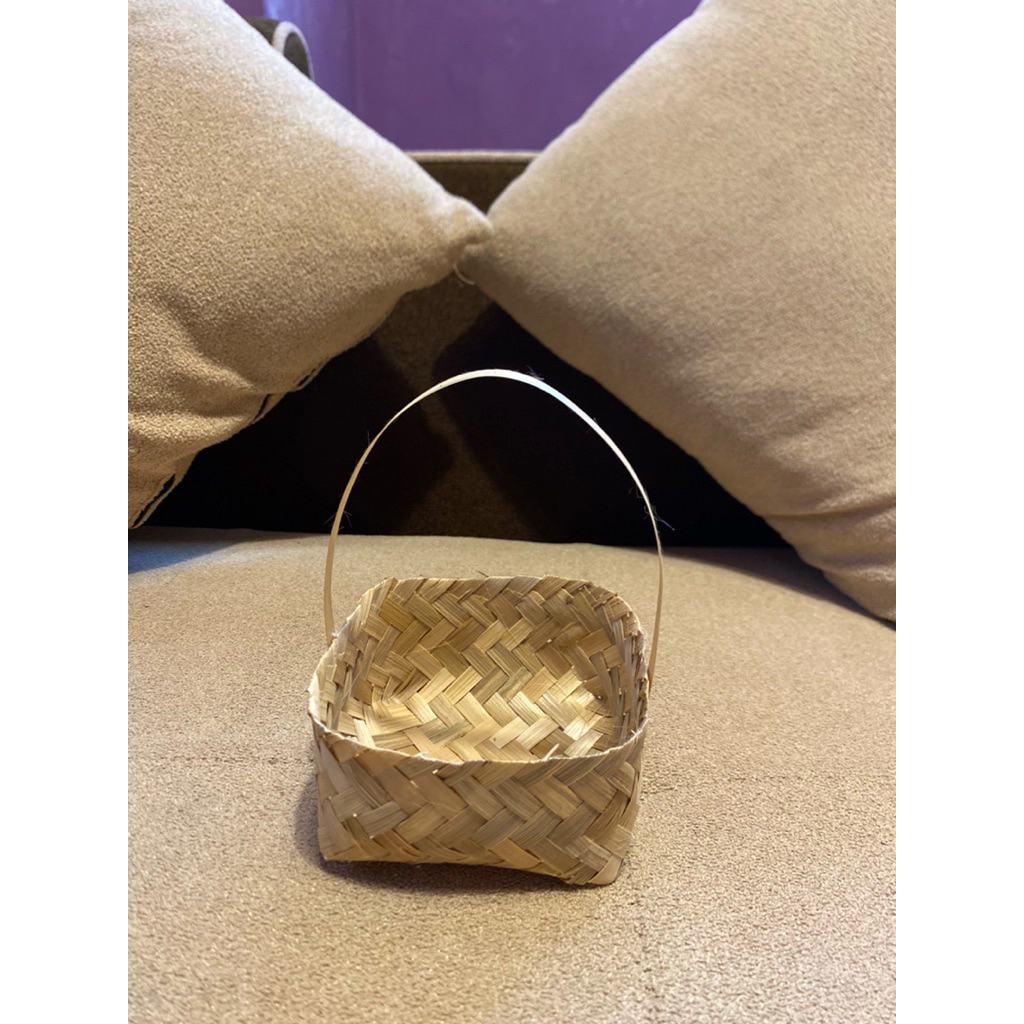 Tas besek souvenir / tas anyam bambu