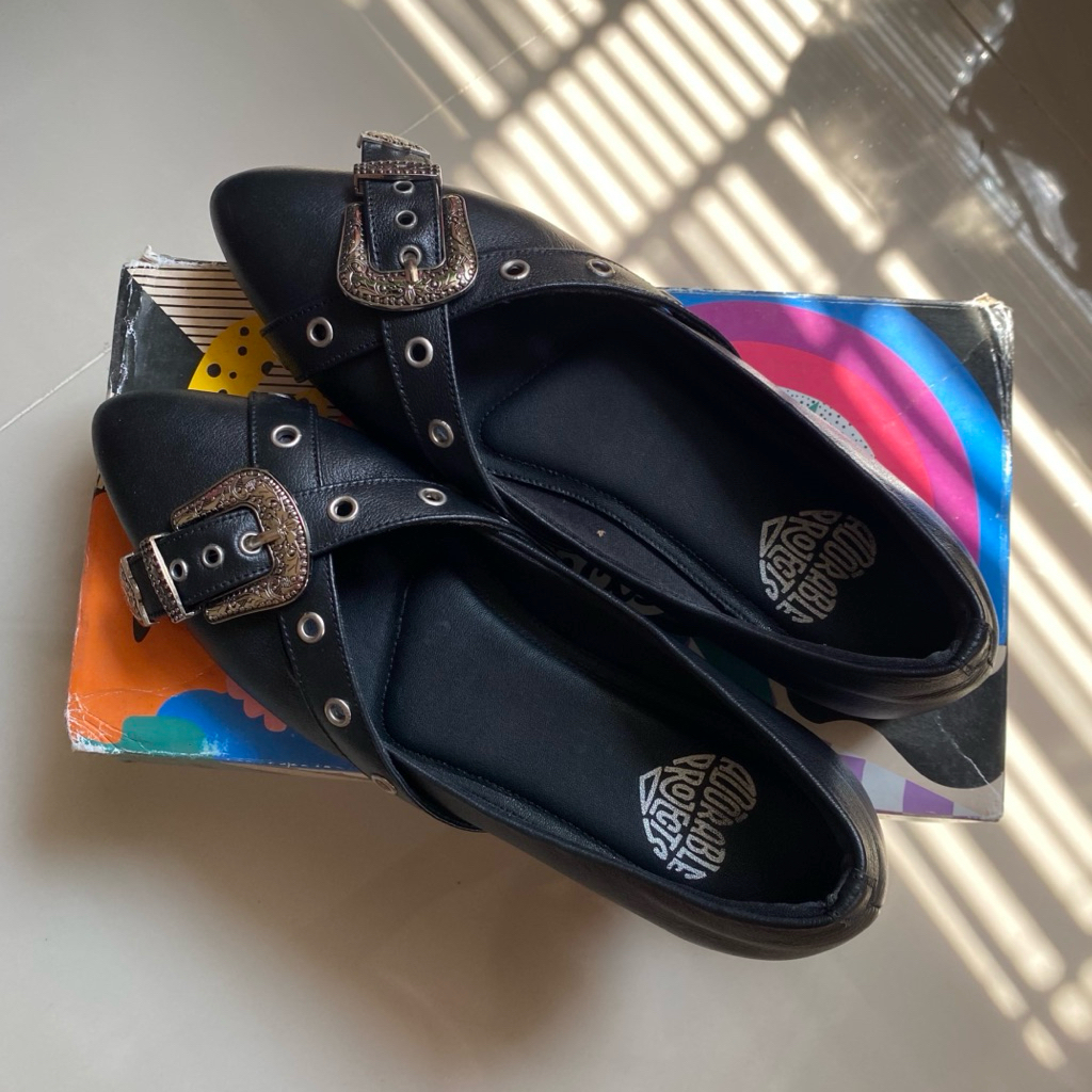 PRELOVED FLATSHOES CEKHAS & ADORABLE