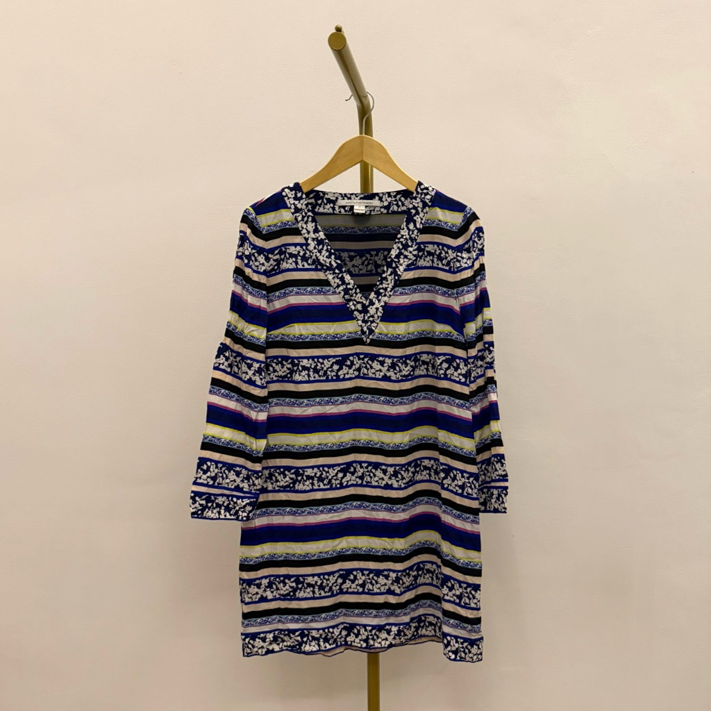 𝙋𝙍𝙀𝙇𝙊𝙑𝙀𝘿 Diane Von Furstenberg DVG Blue Stripe Floral Printed Silk Ruby Shift Mini Dress Motif Fashi