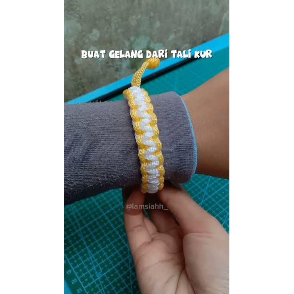 Gelang Tali Kur Makrame