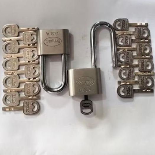 Gembok Kembar isi 2 gembok 20 kunci siap pakai