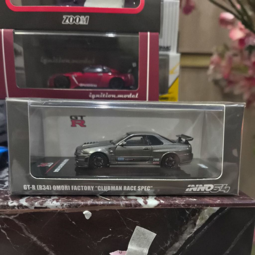 Diecast Inno64 Nissan Skyline GTR R34 Omori Factory Clubman Race Inno 64