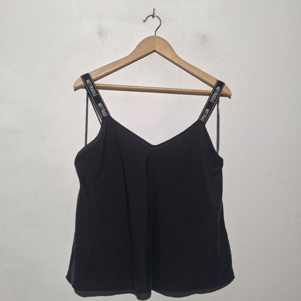 OYSHO TOP SPORTY HITAM BARU ASLI ORIGINAL