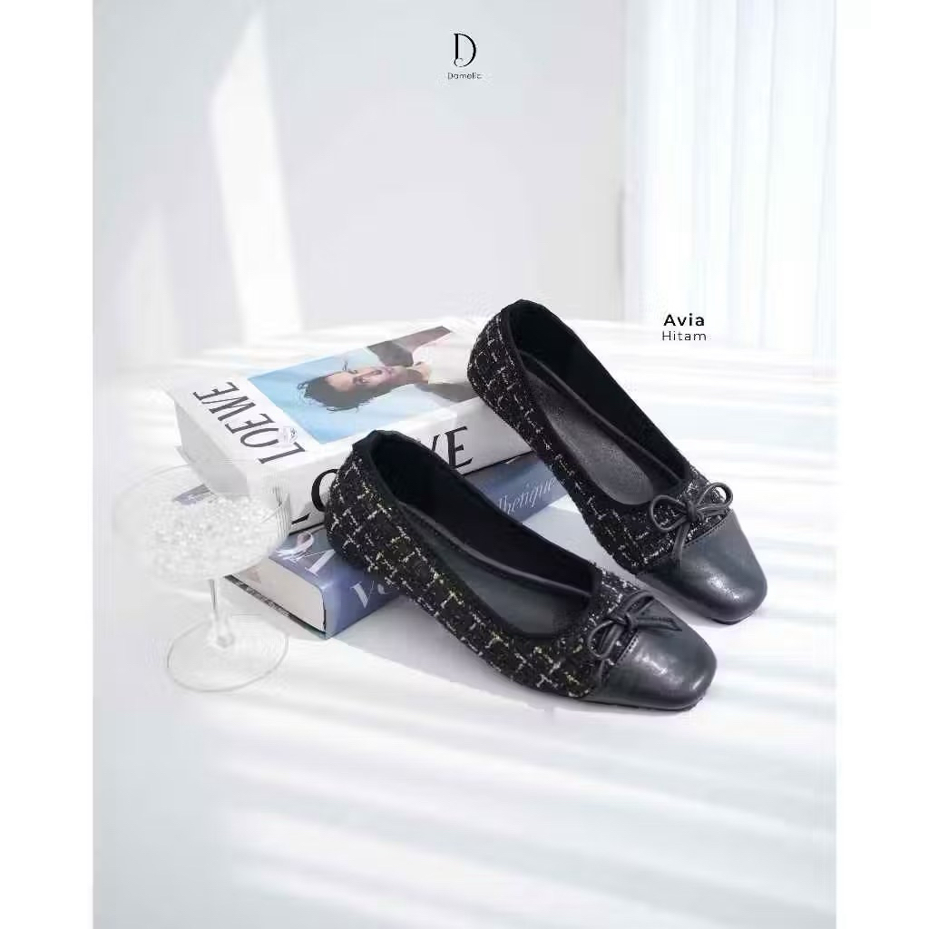 Damelia Melstore Jkt Avia flatshoes wanita DAMELIA MELSTORE JKT