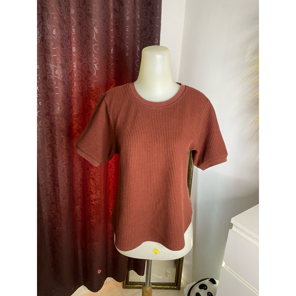 Preloved UNIQLO ORIGINAL Blouse Baju Atasan Rajut Wanita