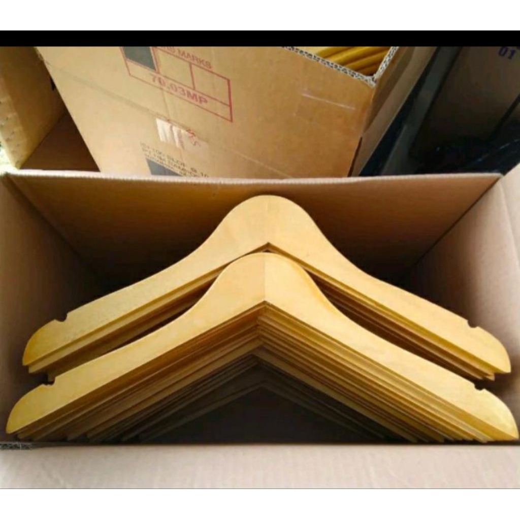hanger kayu dewasa/hanger kayu lusinan
