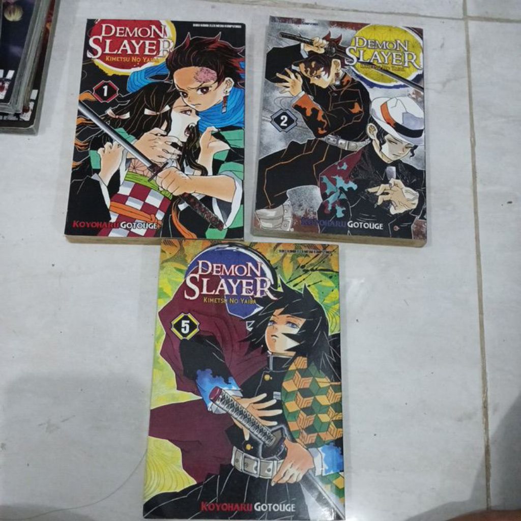 KOMIK DEMON SLAYER.