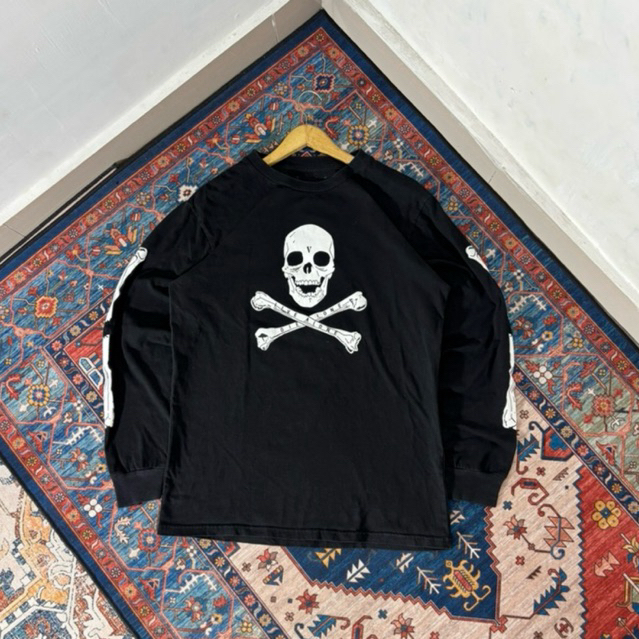 Kaos Longsleeve Skull Fashion Spell Out Second