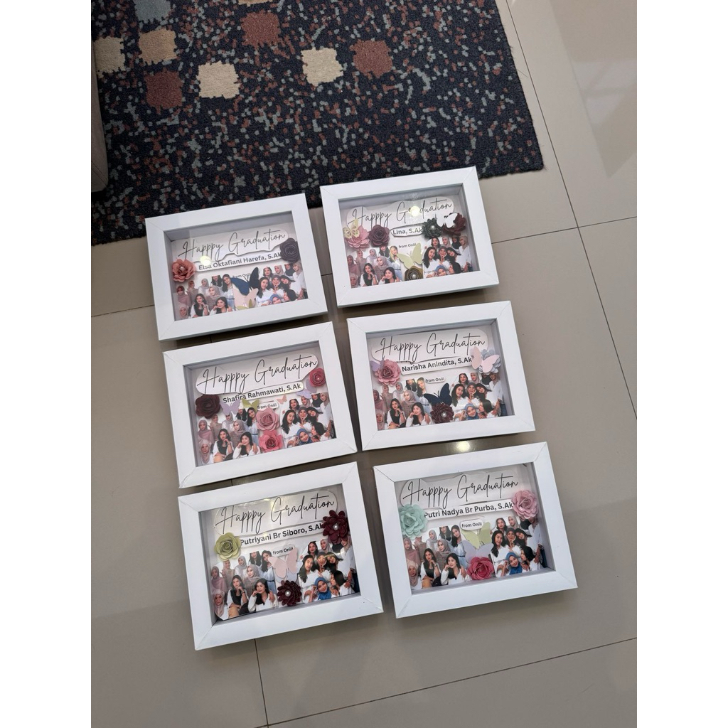 GRADUATION GIFT - BLOOMBOX HAMPERS SCRAPFRAME BISA CUSTOM - HAPPY GRADUATION