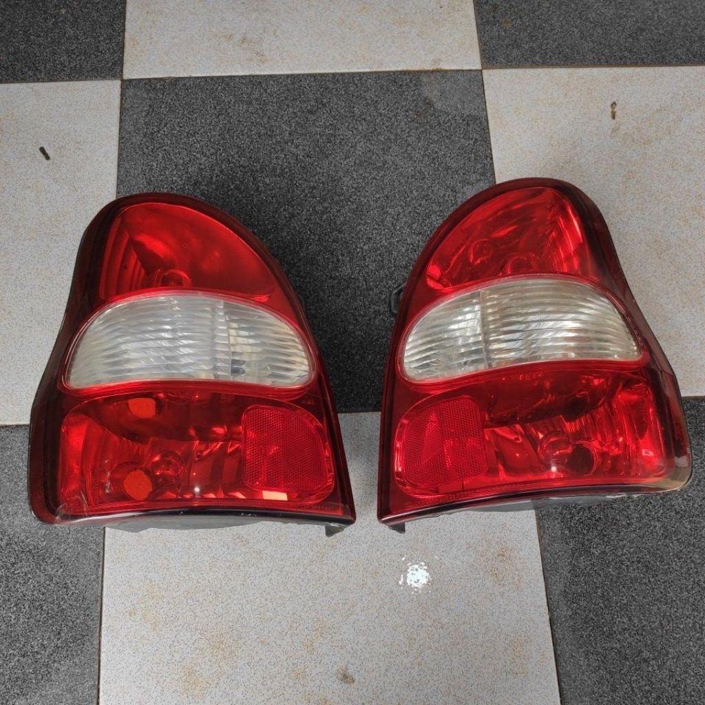 stoplamp lampu belakang kia carnival 2000-2002 ori
