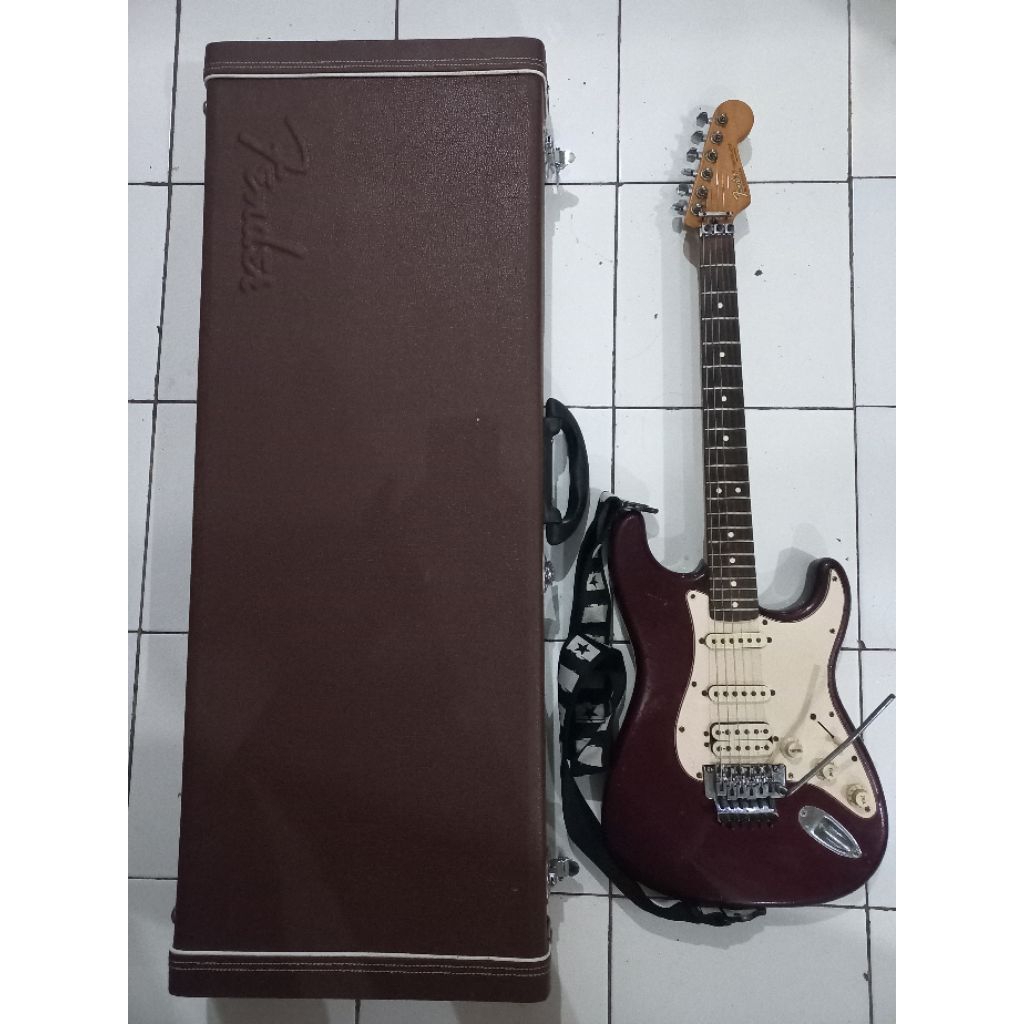 gitar istimewa merk fender floydrose stratocaster std series HSS asli original Made in mexico